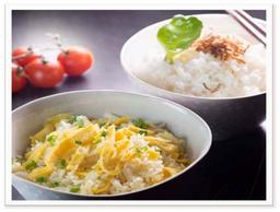 ارز مقلي مع البيض