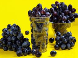 حبات العنب الأسود - صغير