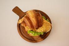 Cheese & Omelette Croissant	