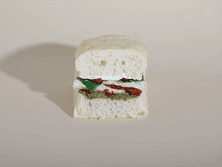 ساندوتش حلومي وبيستو