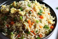 أرز مقلي بالبيض