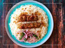 شيش كباب لحم مع الرز